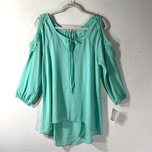 Moa Moa Ladies Crocheted Lace Tunic Top Seafoam Green NWT